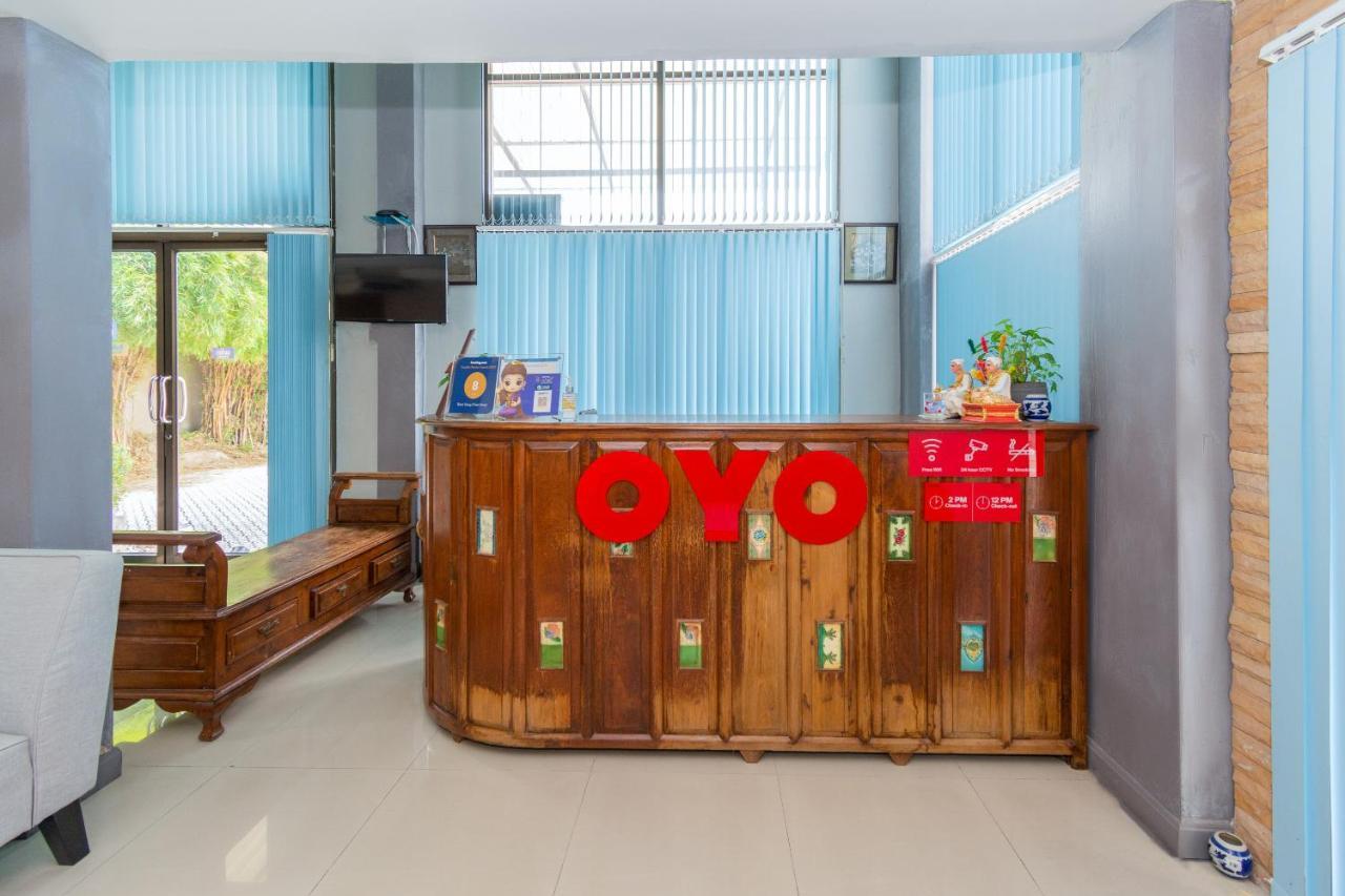 Oyo 884 Baan Sang Chan Ча Ам Екстериор снимка